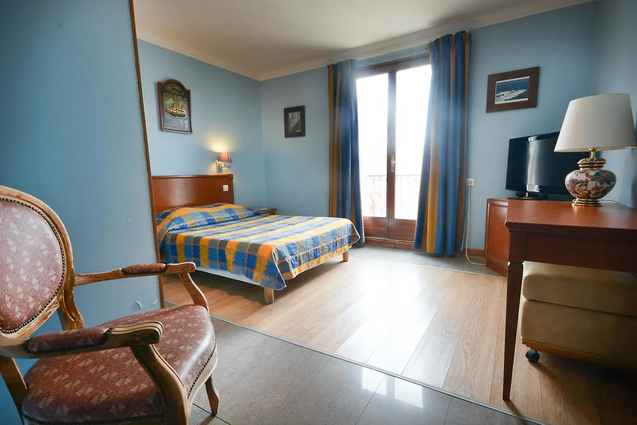 Baccarat Hostel Nizza